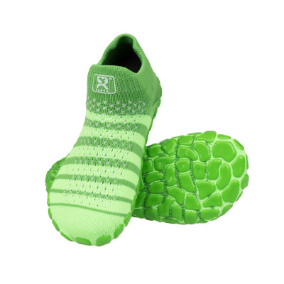 Juniorské ponožkoboty - měkké, teplé a bezpečné pro chůzi