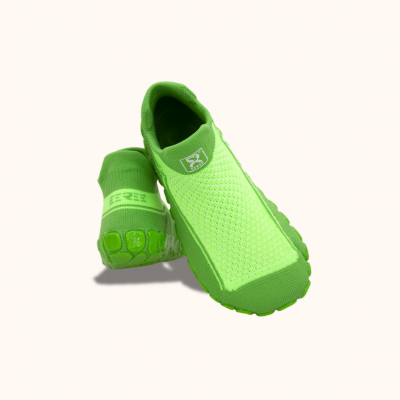 Juniorské ponožkoboty - měkké, teplé a bezpečné pro vaši chůzi