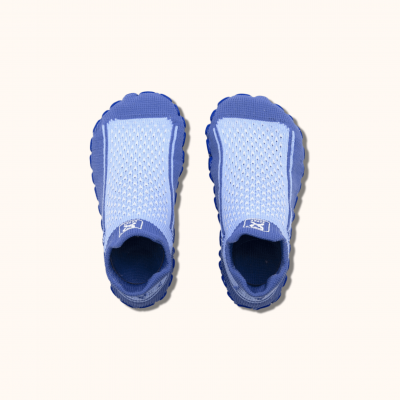 Juniorské ponožkoboty - měkké, teplé a bezpečné pro vaši chůzi