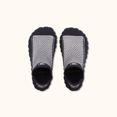 Juniorské ponožkoboty - měkké, teplé a bezpečné pro vaši chůzi