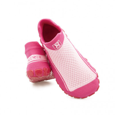 Juniorské ponožkoboty - měkké, teplé a bezpečné pro vaši chůzi